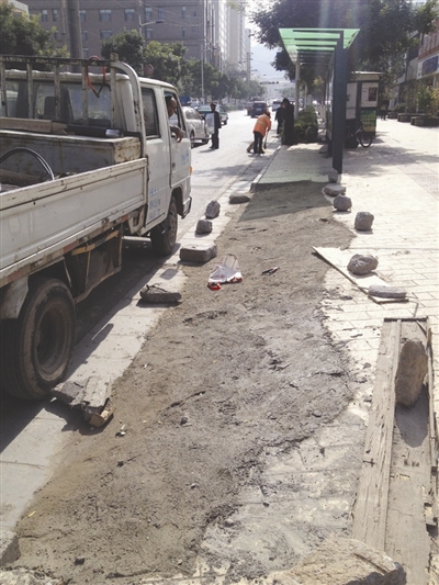 水泥路屬于舞旗埠村內(nèi)部道路