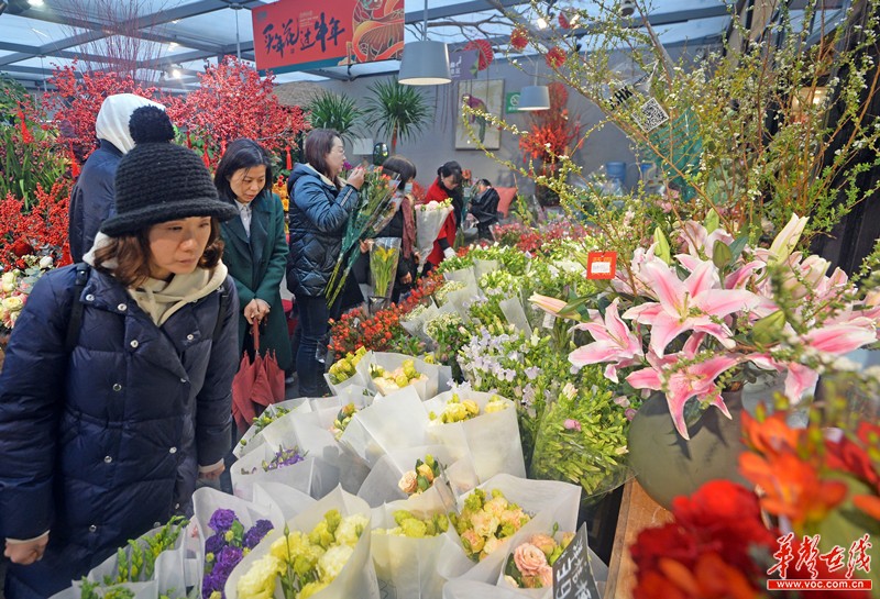 矣六鄉(xiāng)已經(jīng)有了花農(nóng)和花市